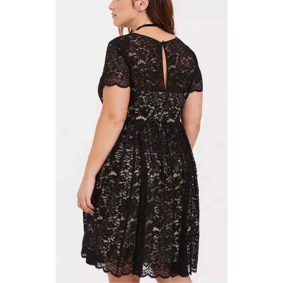 Torrid plus size 2 nude black lace mini scuba illusion dress sweetheart mesh - Picture 2 of 6